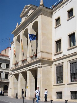 Fachada De La Subdelegación De Alicante
