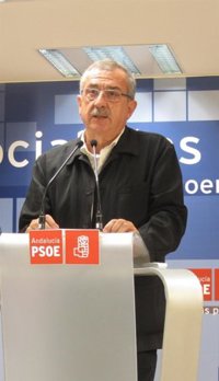 El PSOE apuesta por un urbanismo "de choque y rápido" que genere empleo "fuera del Ayuntamiento"