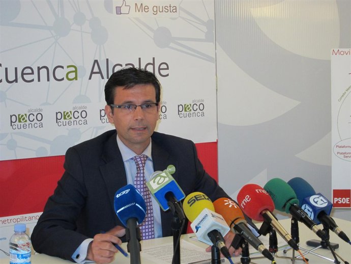 El Candidato Socialista A La Alcaldía De Granada, Francisco Cuenca