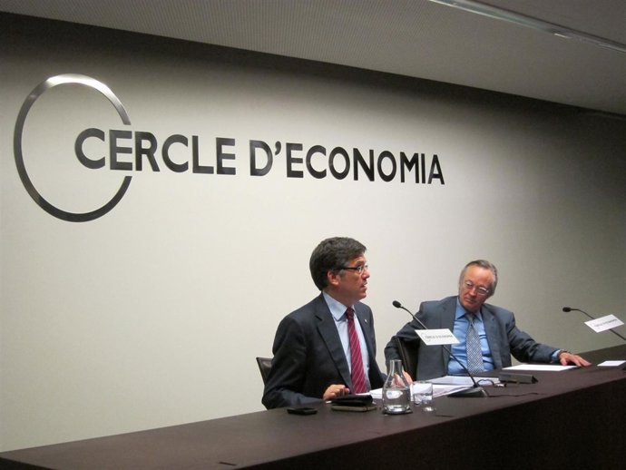 Lluís Recoder Y Josep Piqué En El Círculo De Economía