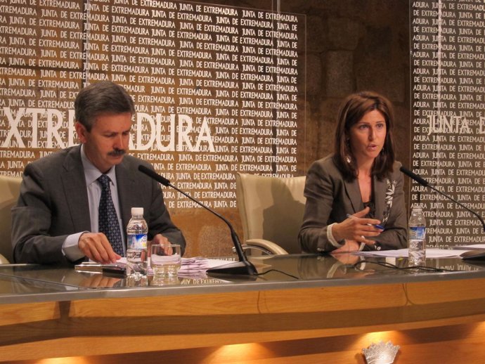 José Luis Navarro Y Dolores Pallero
