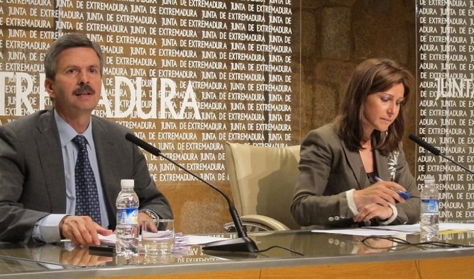 Navarro Y Pallero En Rueda De Prensa