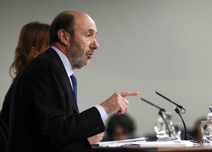 Rubalcaba En El Consejo De Ministros