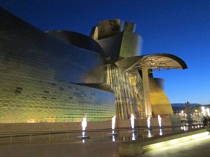 Guggenheim Bilbao Museoak egitaraua zabala dakar asteburuan
