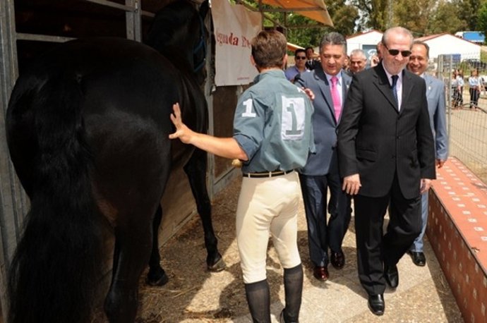 El Presidente De Diputación, Fernando Rodríguez Villalobos, En Ganatur