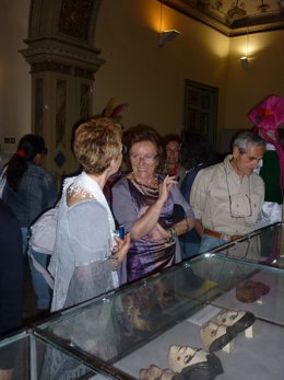 Carmen Pérez En La Exhibición
