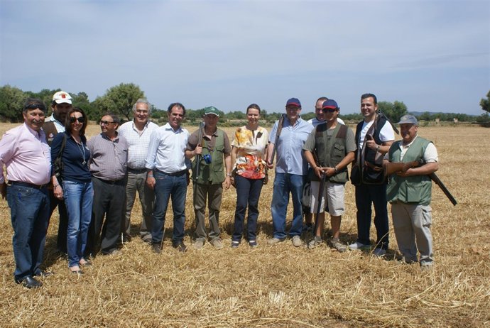 NOTA DE PRENSA MARIA SALOM CAZA