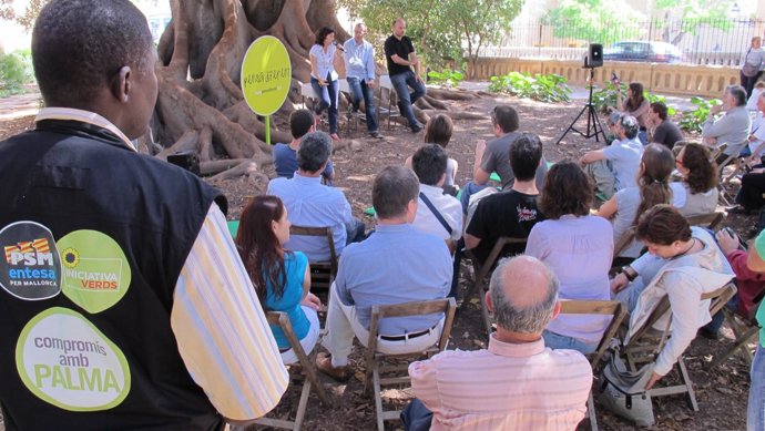 Imatge Del "Cara A Cara" Entre Els Candidats De PSM IV Exm I Els Ciutadans, A La