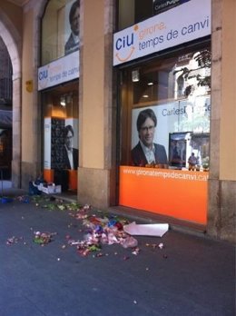 La Sede Electoral De Ciu En Girona Atacada Por Unos Vándalos