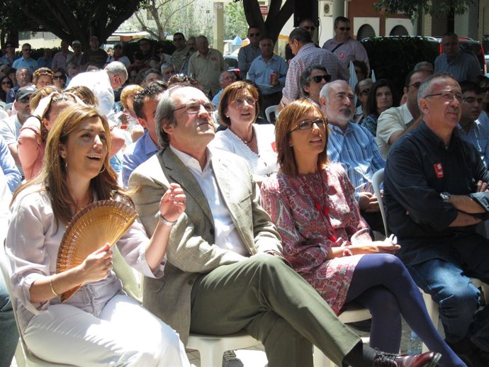 Susana Díaz, Ángel Gabilondo, María Gámez y Carlos Hernández Pezzi en un mitin