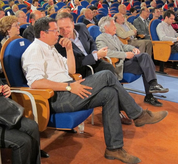 López E Iglesias Durante El Mitin En Burgos