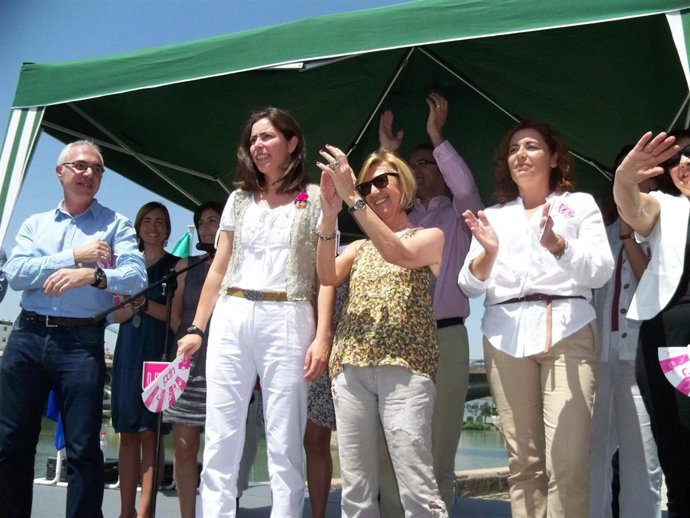 Acto De Upyd En Sevilla Con Rosa Díez