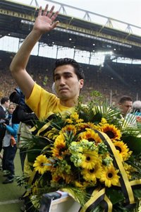 Fútbol.- El Borussia Dortmund despide a Nuri Sahin en la celebración de la Liga 
