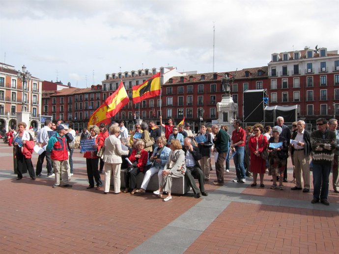Manifestación De La AVT En La Plaza Mayor