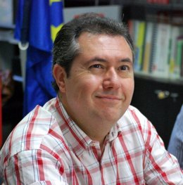 El candidato del PSOE a la Alcaldía de Sevilla, Juan Espadas