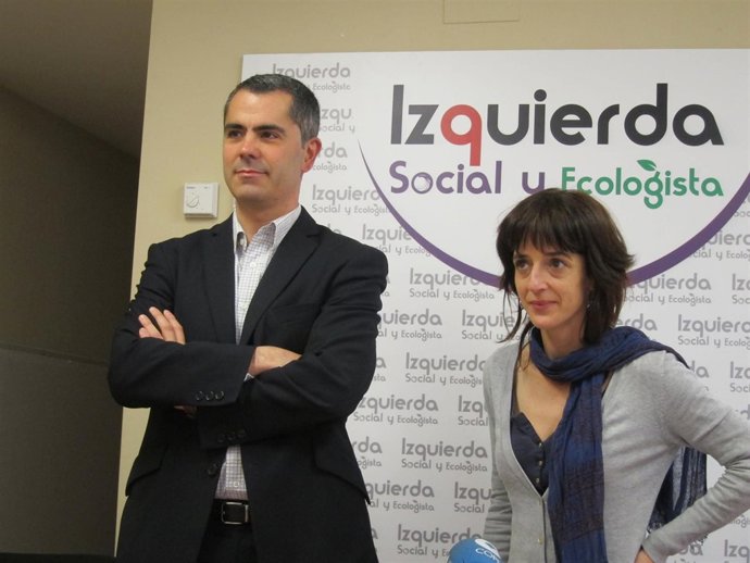 Miguel Saro Y Miriam García