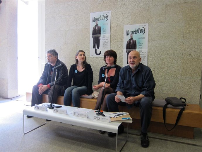 Mundo Lois Antón Reixa Salón Teatro