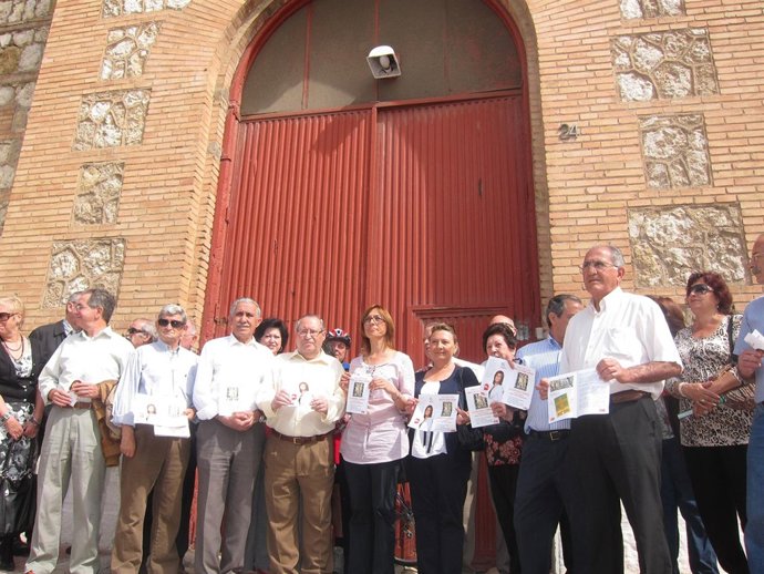 Gámez Y Pezzi, Frente A La Antigua Cárcel De Cruz De Humilladero