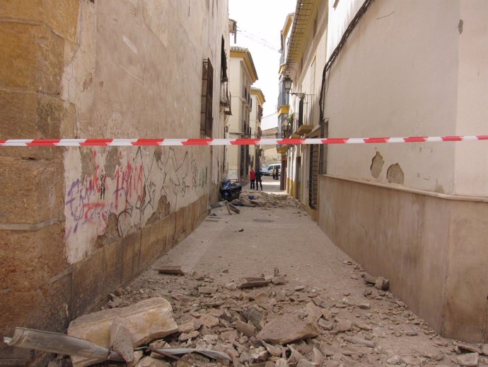 Calle Cortada Por El Terremoto De Lorca