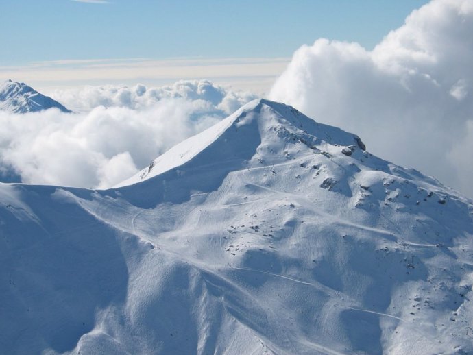 Nieve en las estaciones de esquí