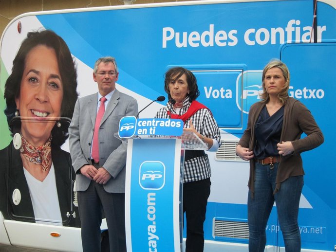 Marisa Arrúe En Un Acto De Campaña