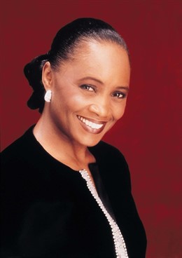 La Soprano Barbara Hendricks Actúa En El Teatro Gayarre.