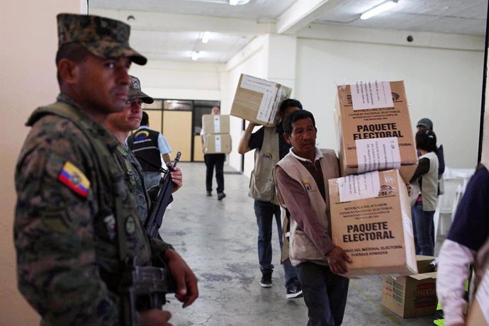 Recuento De Votos De La Consulta Popular Celebrada En Ecuador.