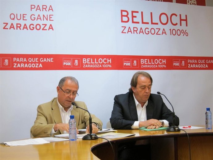 Los Representantes Del PSOE En La Rueda De Prensa