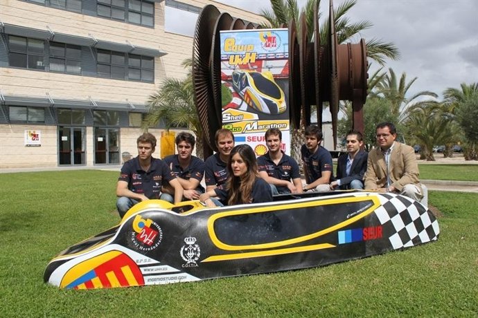 Equipo Español De La UMH En La Shell Eco-Marathon Europa