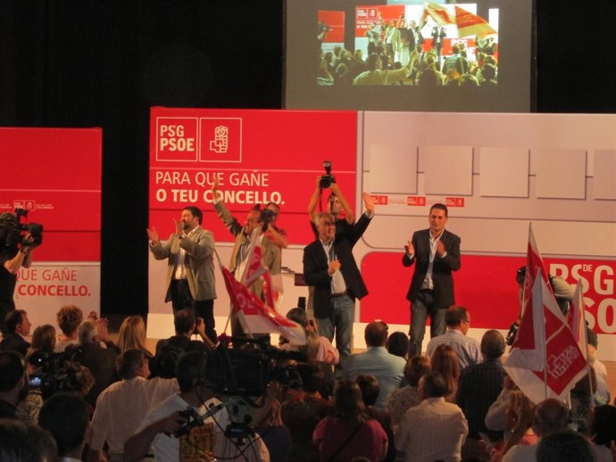 Caamaño, Al Final Del Mitin En O Carballiño