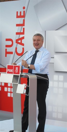 José Blanco, Durante Su Intervención En El Mitin De León.