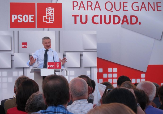 José Blanco, Durante Su Intervención En León.