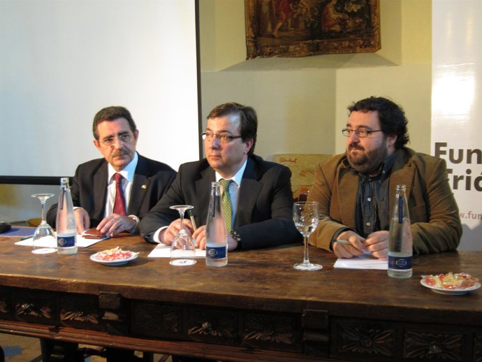 Acto Institucional Del Día Contra La  Homofobia Y La Transfobia