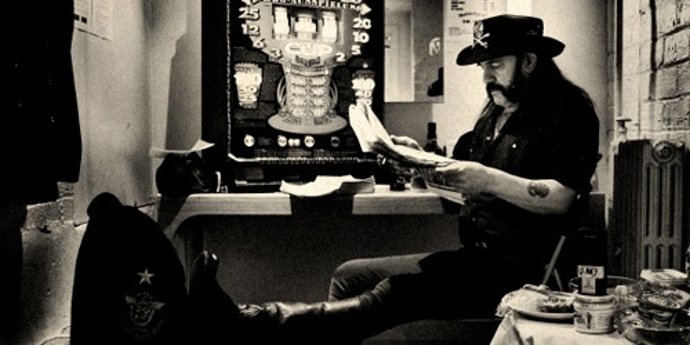 El ARF De Vitoria Estrenará La Exposición De Pep Bonet Sobre Motörhead