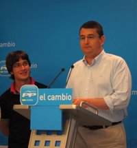 PP-A cifra en 349 los ERE 'muertos' y acusa a la Junta de "mentir" para "ralentizar" la investigación