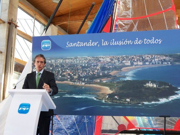 De La Serna En El CEAR De Vela Príncipe Felipe