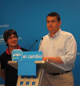 El Secretario General Del PP-A, Antonio Sanz, En Rueda De Prensa