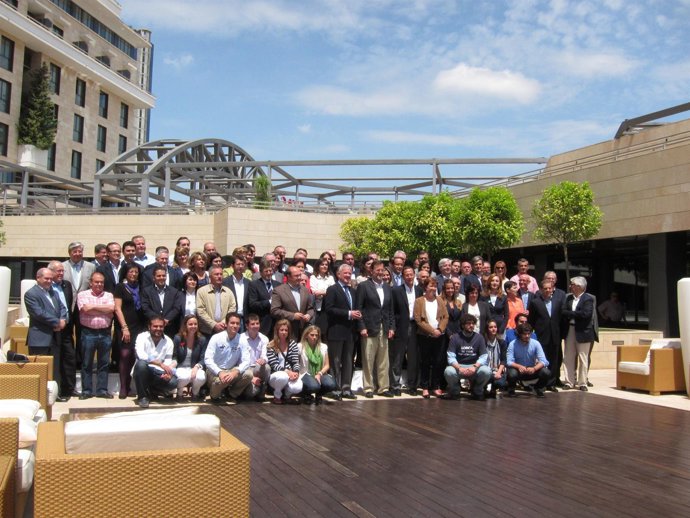Mariano Rajoy Con Los Candidatos A Las Alcaldias Y A La Asamblea Regional 