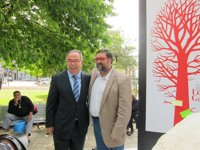 Caamaño reivindica a Pereiro, poeta "rebelde", y reclama "más gallego gritado día a día"