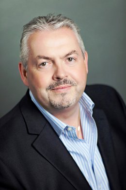 Francis Riley, Nuevo Responsable De Ventas Y Marketing De NCL