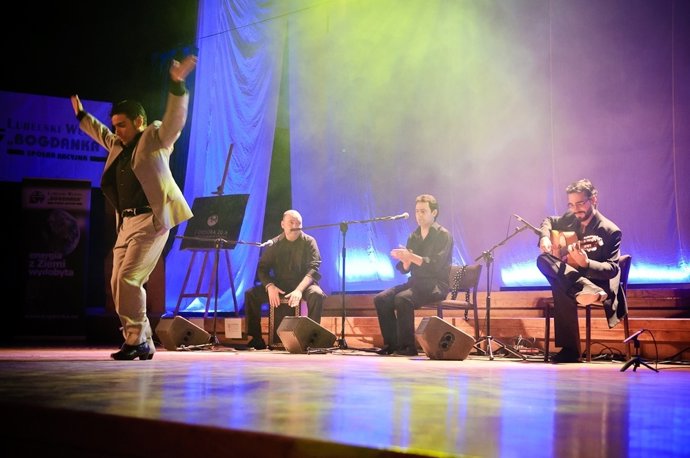 Actuación En Lublin