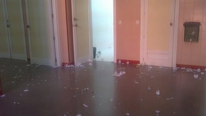 Suciedad En Un Instituto De Alcobendas