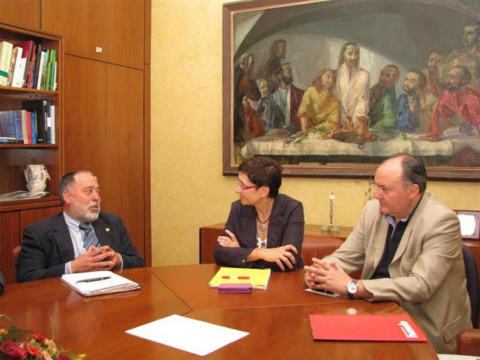 Quesada Con Representantes De Regantes En Abanilla