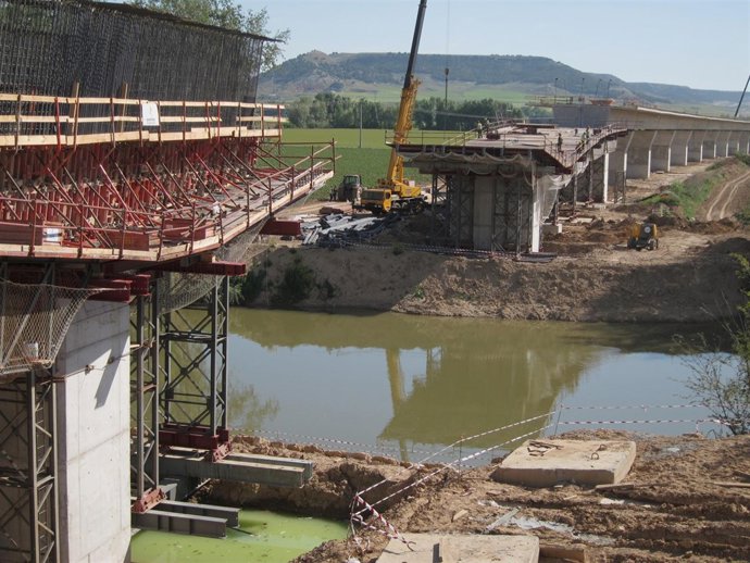 Obras De La Línea De Alta Velocidad Valladolid-Palencia-León