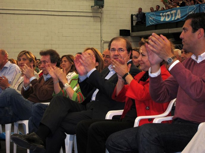 Candidatos Del PP En Un Mitin En Zamora.