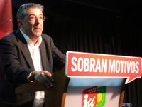 Gordo dice que se "equivocan" quienes creen que los problemas de los jóvenes se solucionan "mandando a la policía"