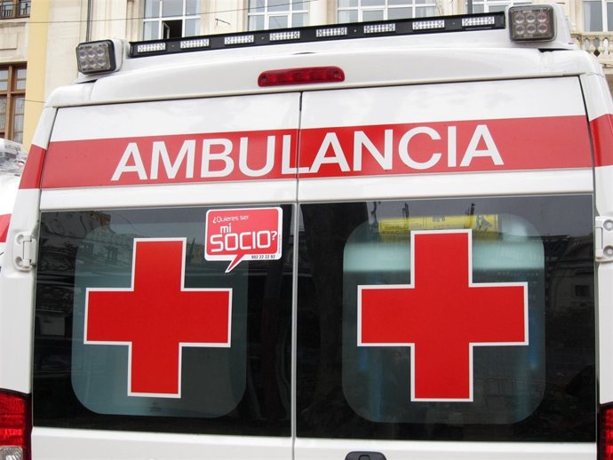 Imagen De Archivo De Una Ambulancia