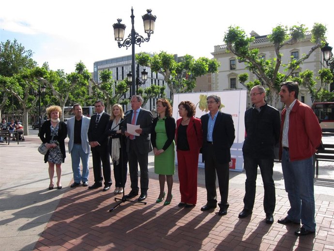 Aldama Y Otros Candidatos, En La Rueda De Prensa
