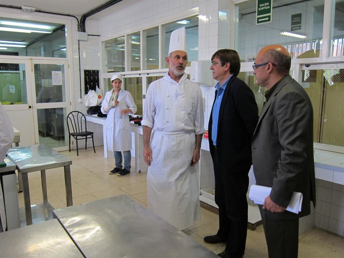 Aantich Visita El IES Juníper Serra.