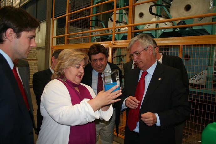 Nota De Prensa Visita Consejera Grupo Herogra